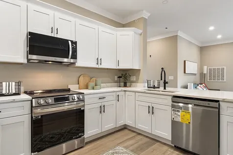 10100 S Willow Street Manchester NH 03103