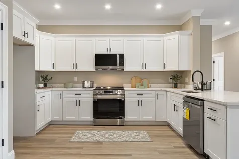 10100 S Willow Street Manchester NH 03103