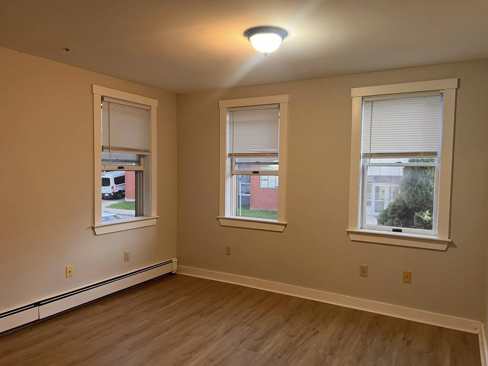 Dover NH, 39 St. Thomas Street, Unit B