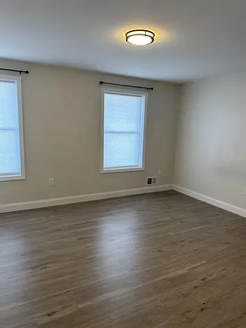 12 Sapphire Lane Nashua NH 03060