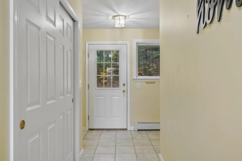 6 Whittemore Lane Amherst NH 03031