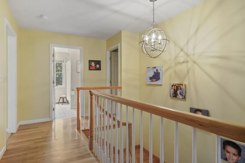 6 Whittemore Lane Amherst NH 03031