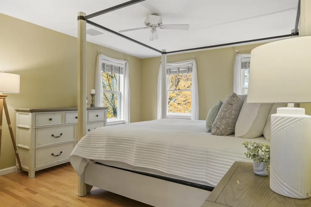 6 Whittemore Lane Amherst NH 03031