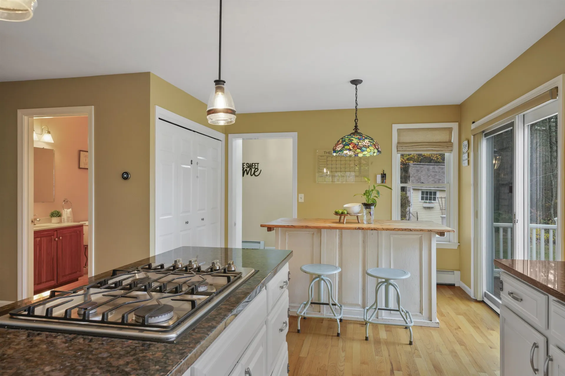 6 Whittemore Lane Amherst NH 03031