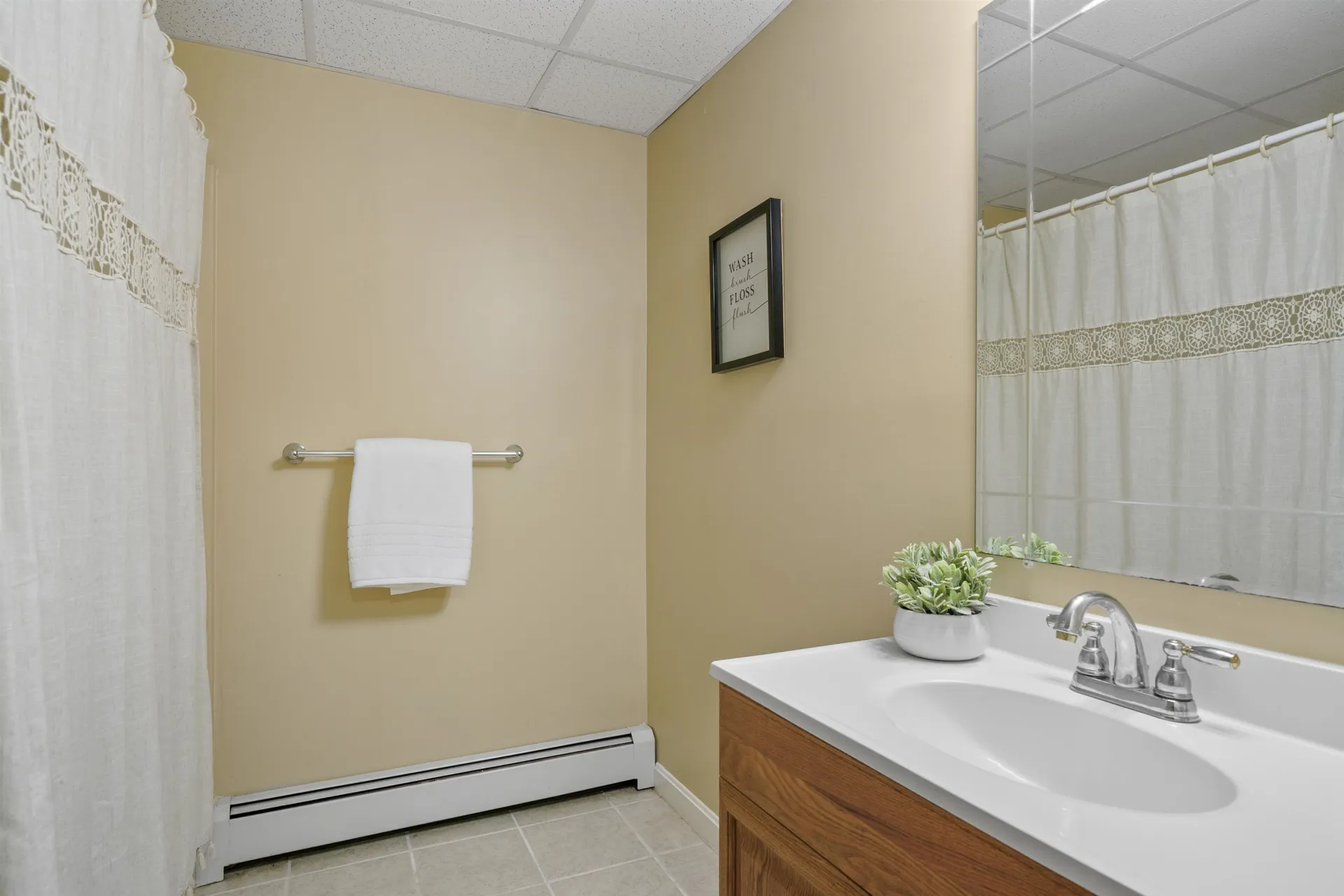 6 Whittemore Lane Amherst NH 03031