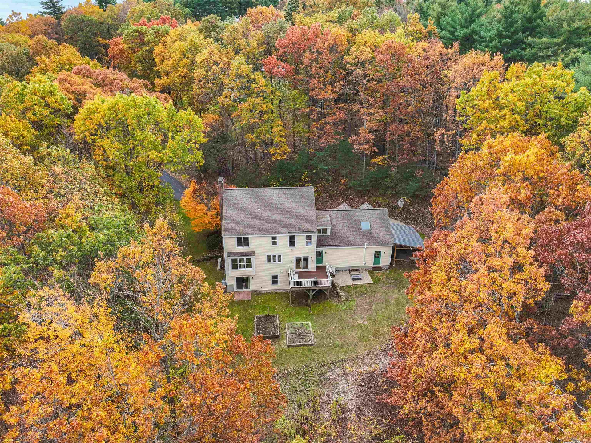 6 Whittemore Lane Amherst NH 03031