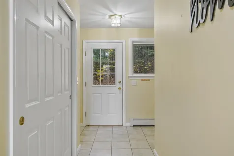 6 Whittemore Lane Amherst NH 03031