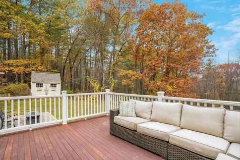 6 Whittemore Lane Amherst NH 03031