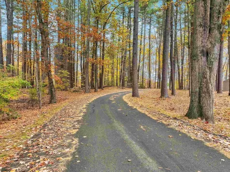 6 Whittemore Lane Amherst NH 03031