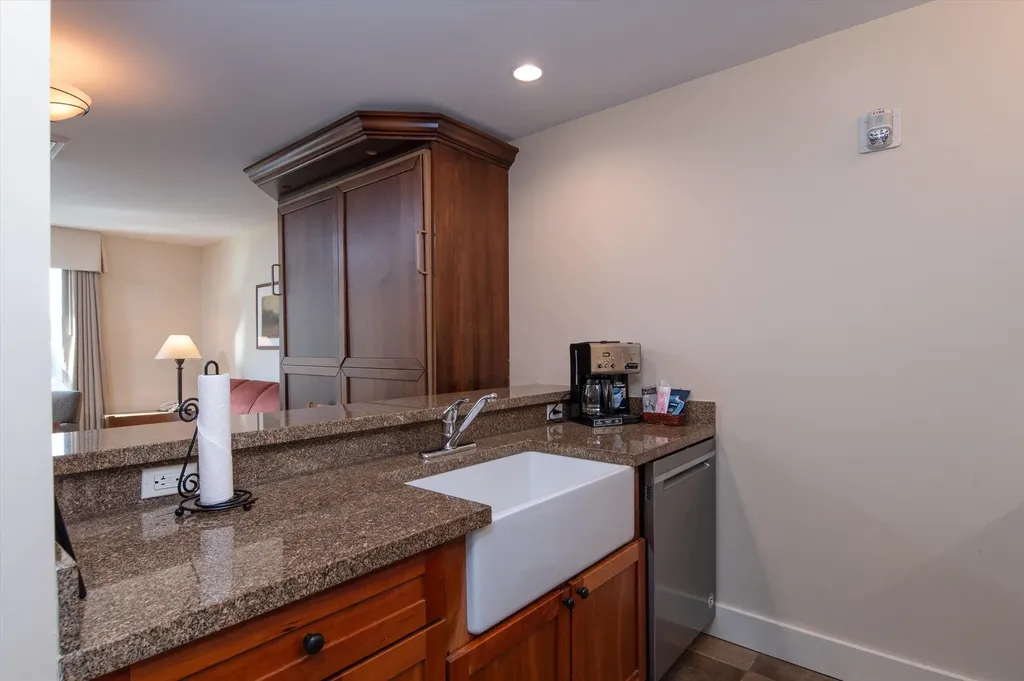 609/611 Qtr. I, Adams House Ludlow VT 05149