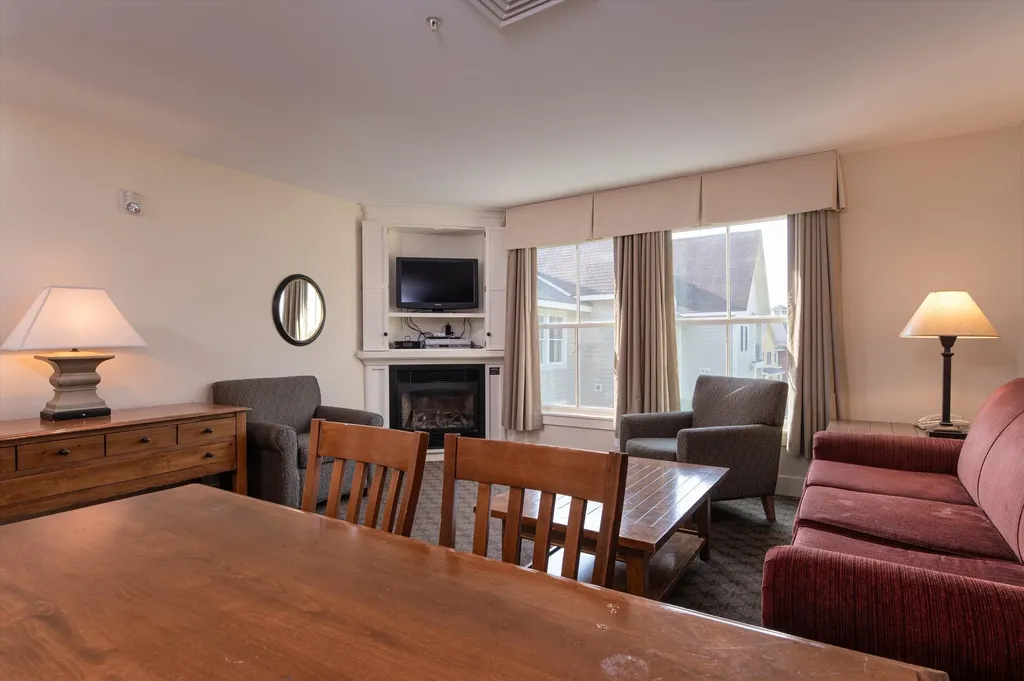 609/611 Qtr. I, Adams House Ludlow VT 05149