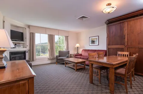 609/611 Qtr. I, Adams House Ludlow VT 05149