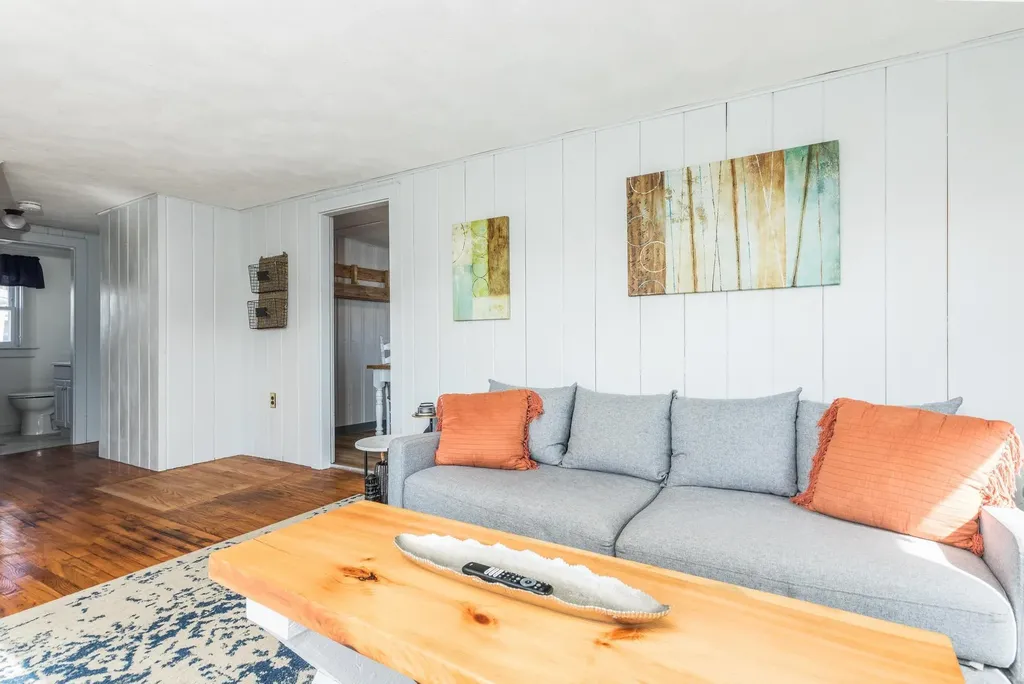 558 Winnacunnet Road Hampton NH 03842