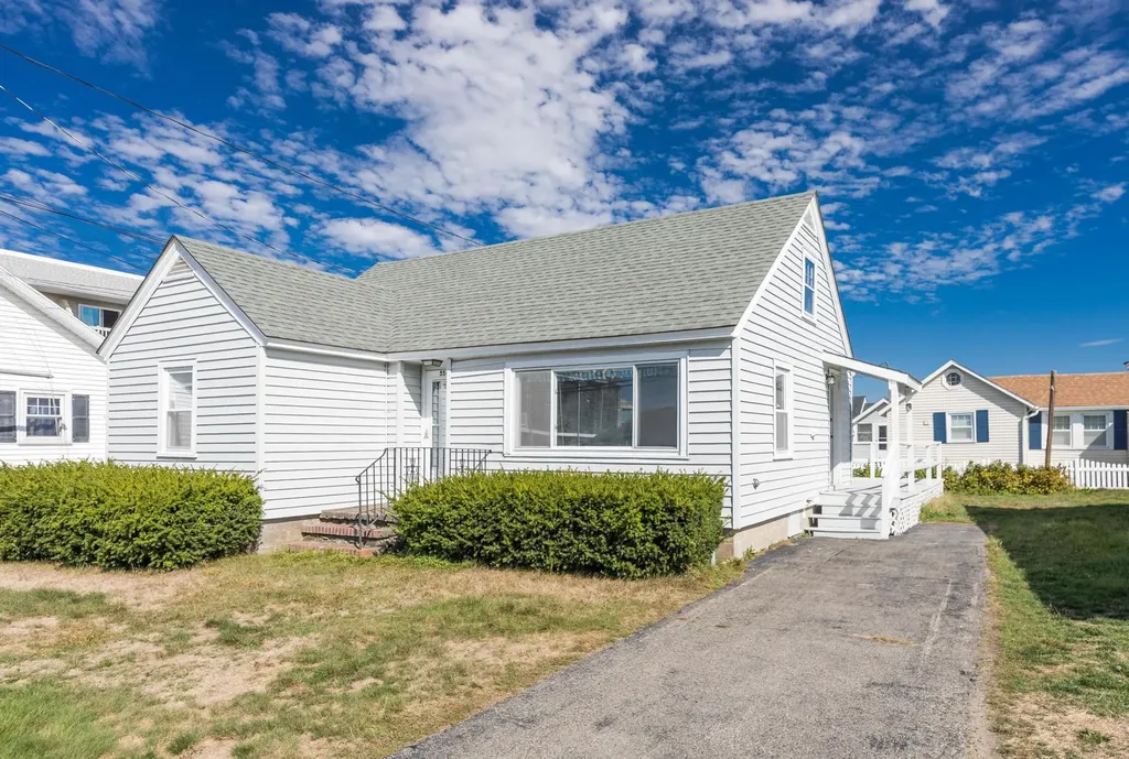 558 Winnacunnet Road Hampton NH 03842