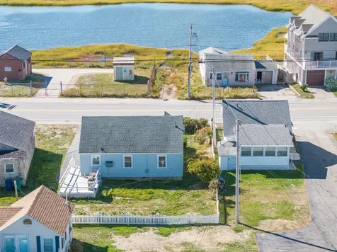 558 Winnacunnet Road Hampton NH 03842