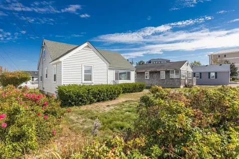 558 Winnacunnet Road Hampton NH 03842