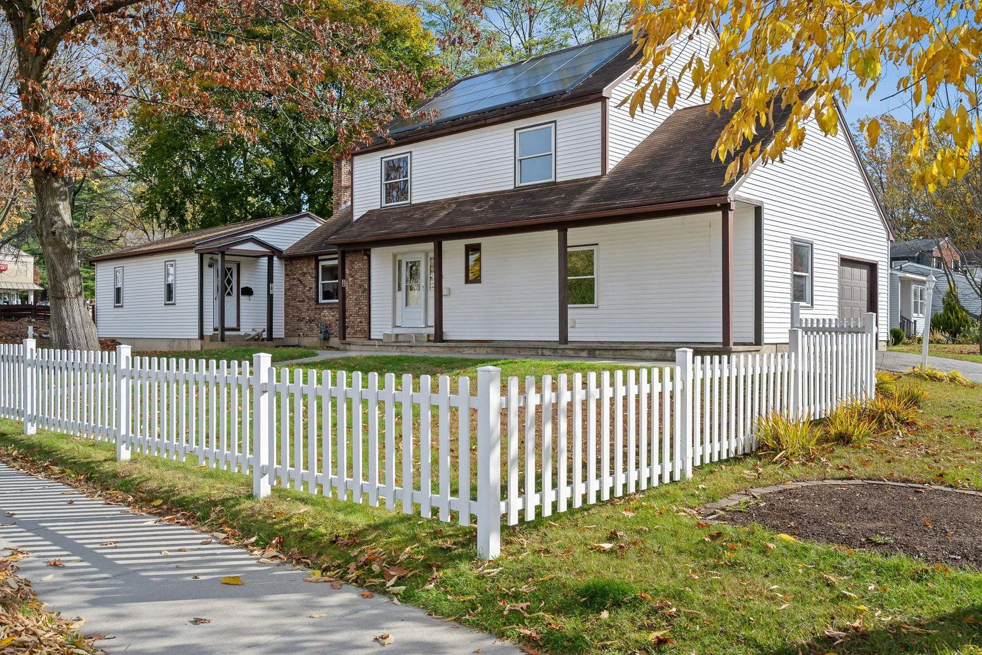 Burlington VT, 16 Lakewood Parkway