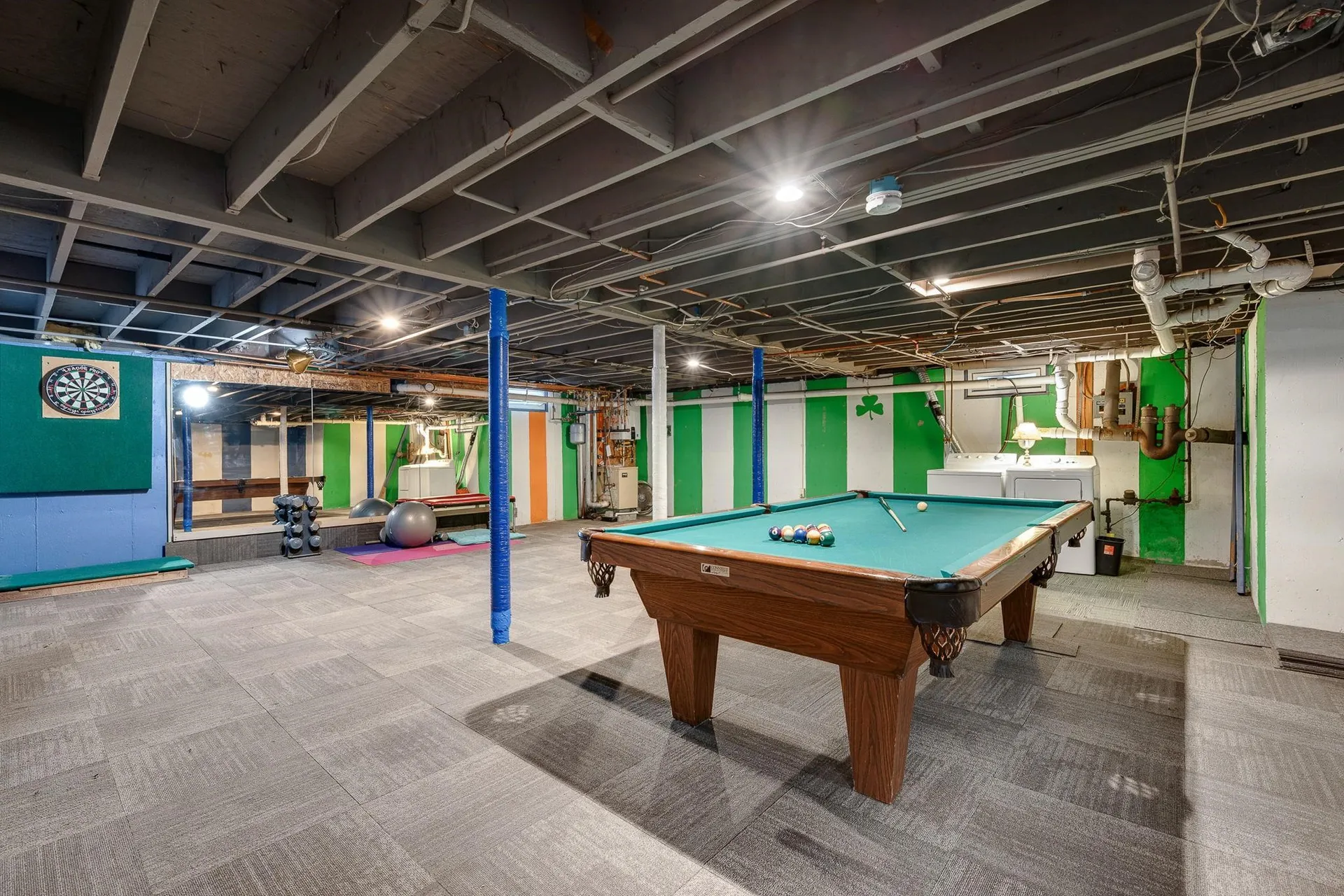 16 Lakewood Parkway Burlington VT 05408