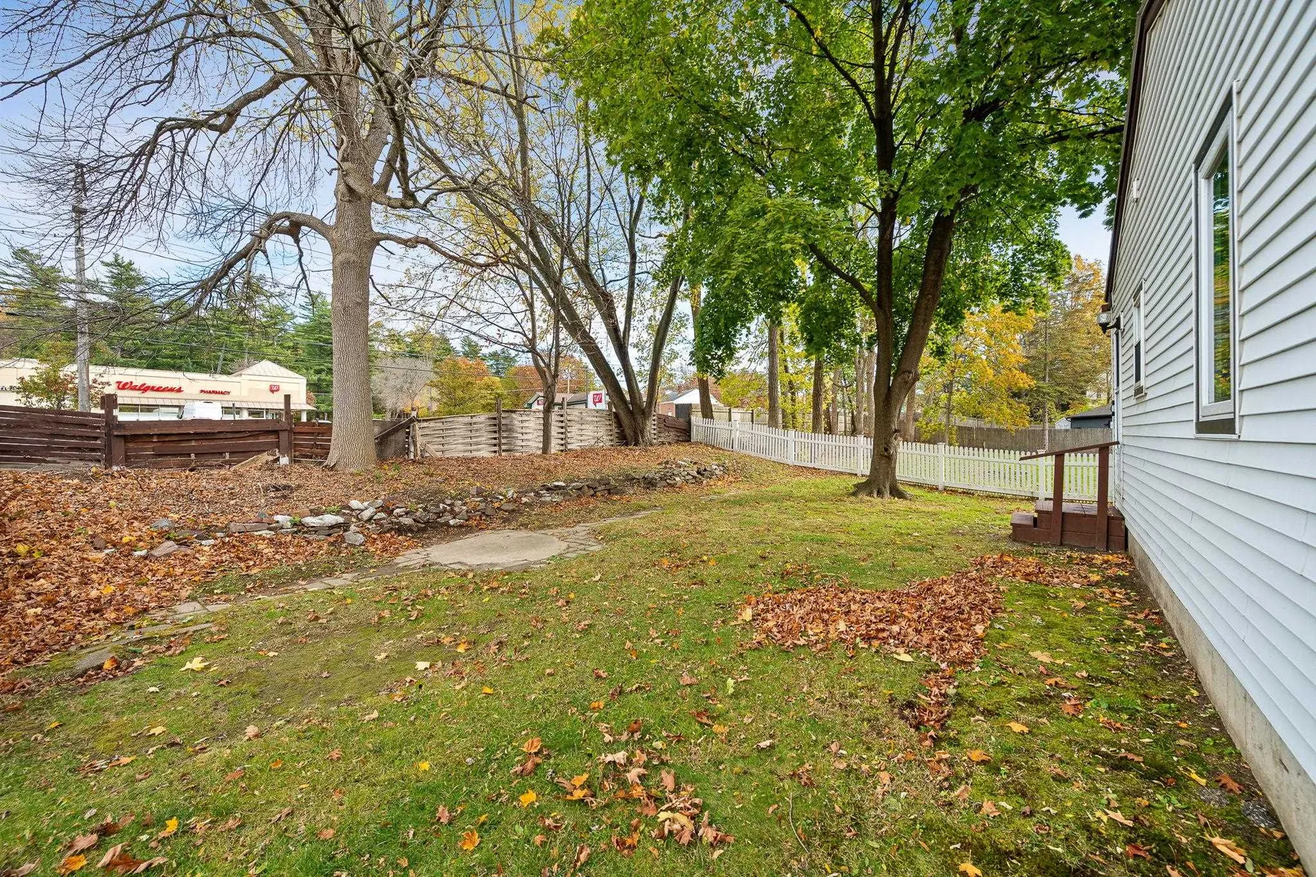 16 Lakewood Parkway Burlington VT 05408