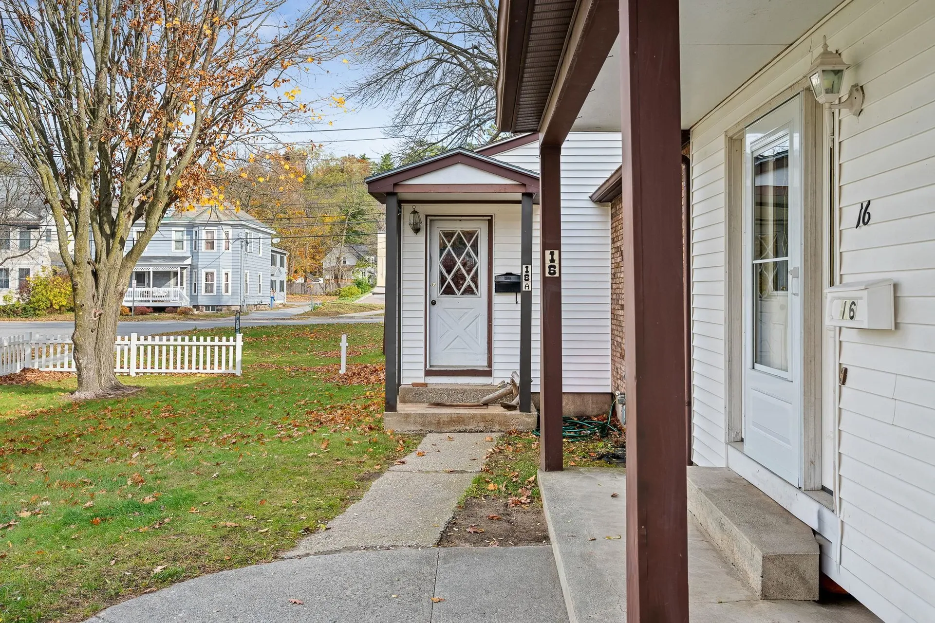 16 Lakewood Parkway Burlington VT 05408