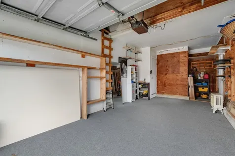 16 Lakewood Parkway Burlington VT 05408