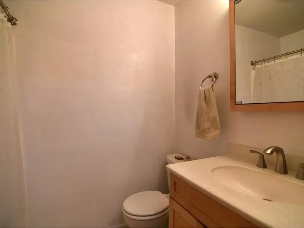 185 Martindale Road Shelburne VT 05482