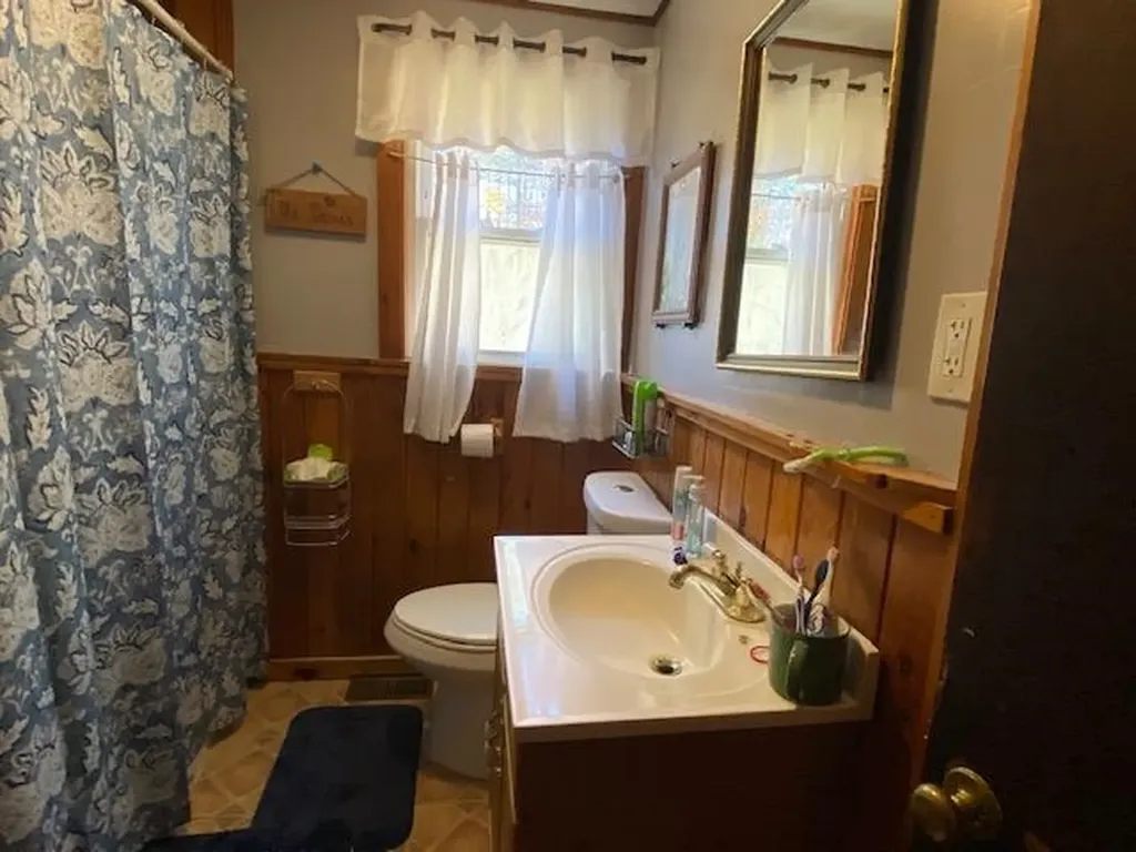 586 Nh Route 153 Middleton NH 03887