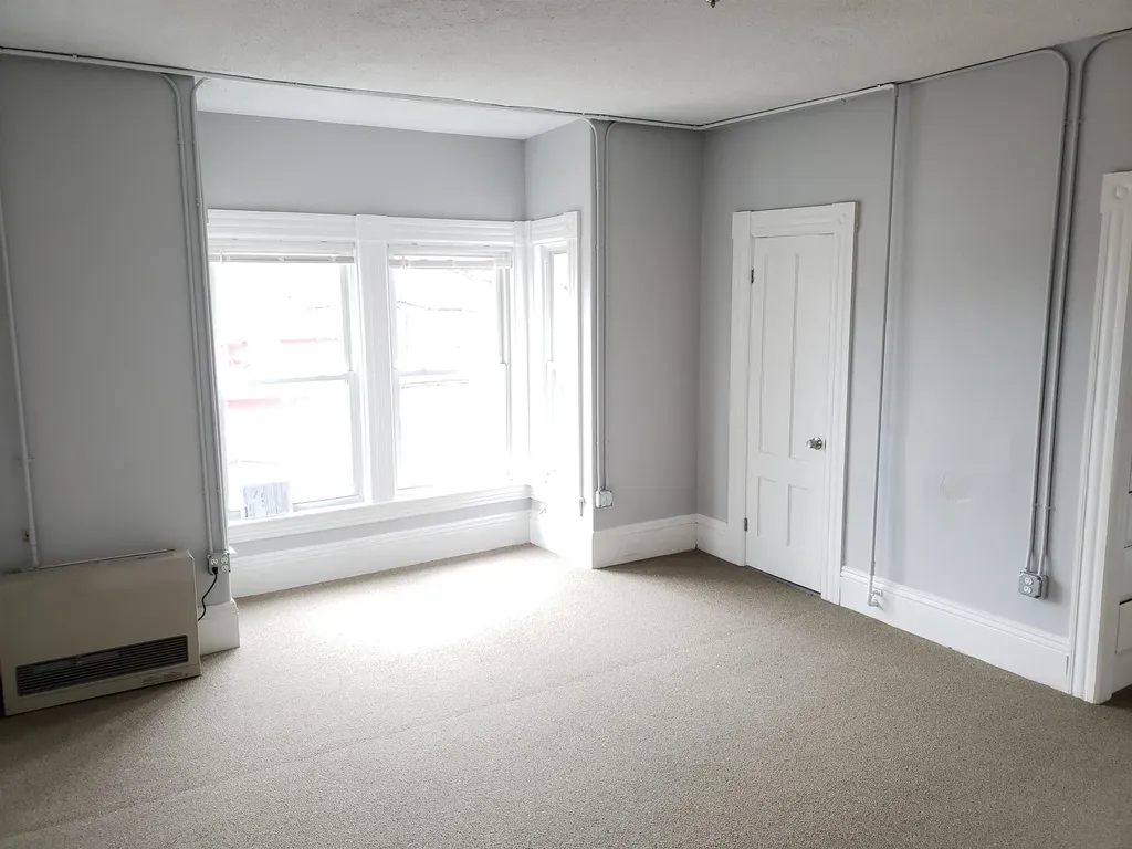 383 Concord Street Manchester NH 03104