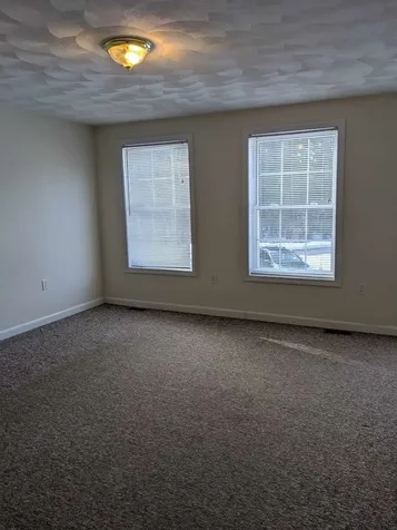 24 Dakota Drive Fremont NH 03044