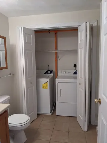 24 Dakota Drive Fremont NH 03044