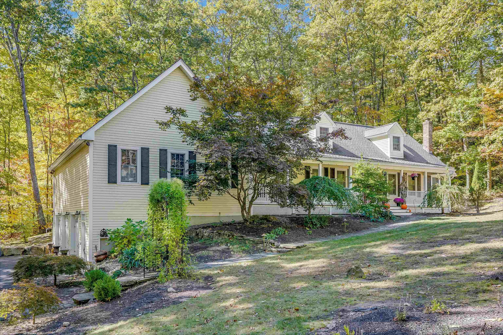 10 Barrington Drive Bedford NH 03110