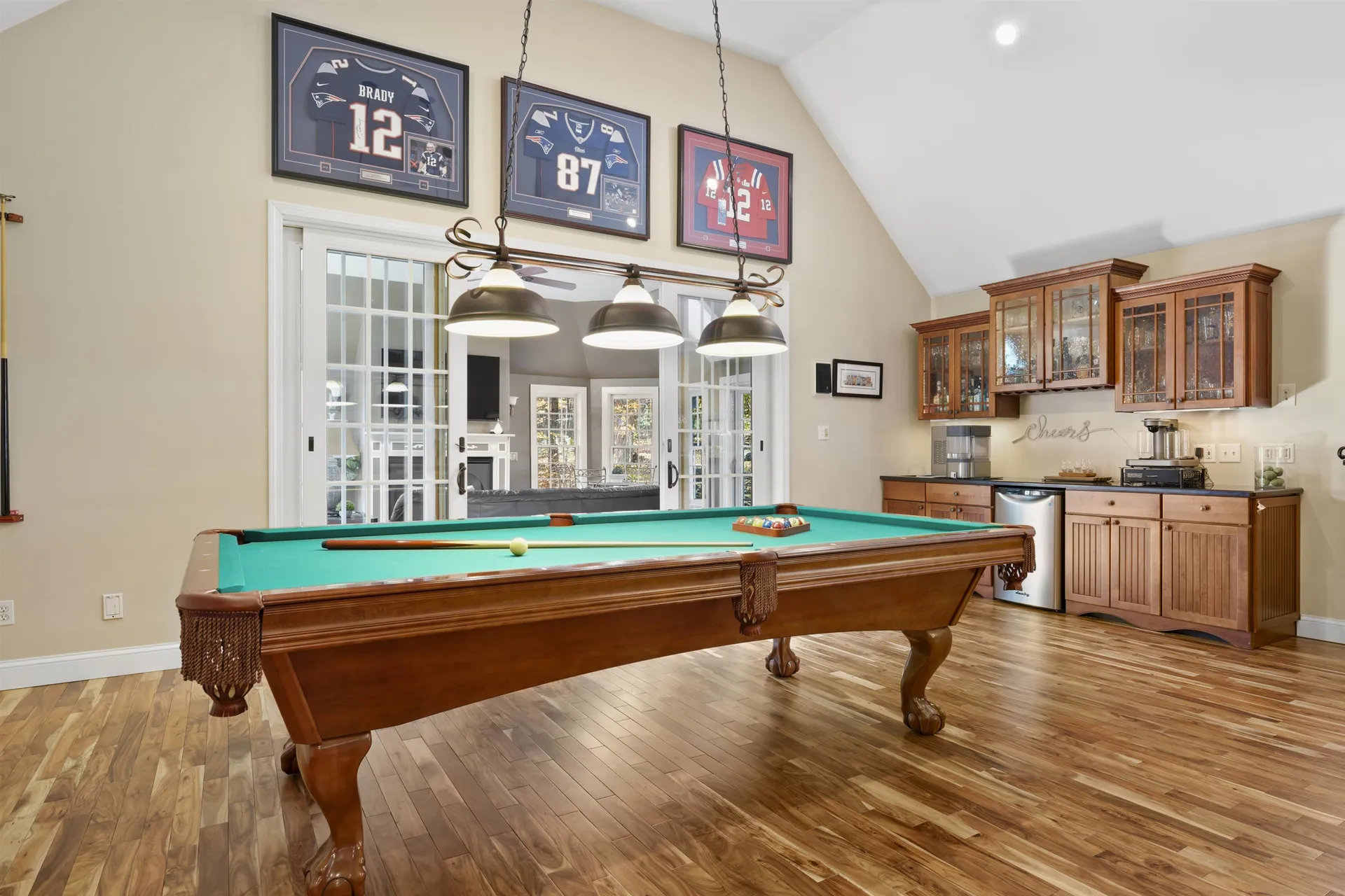 10 Barrington Drive Bedford NH 03110