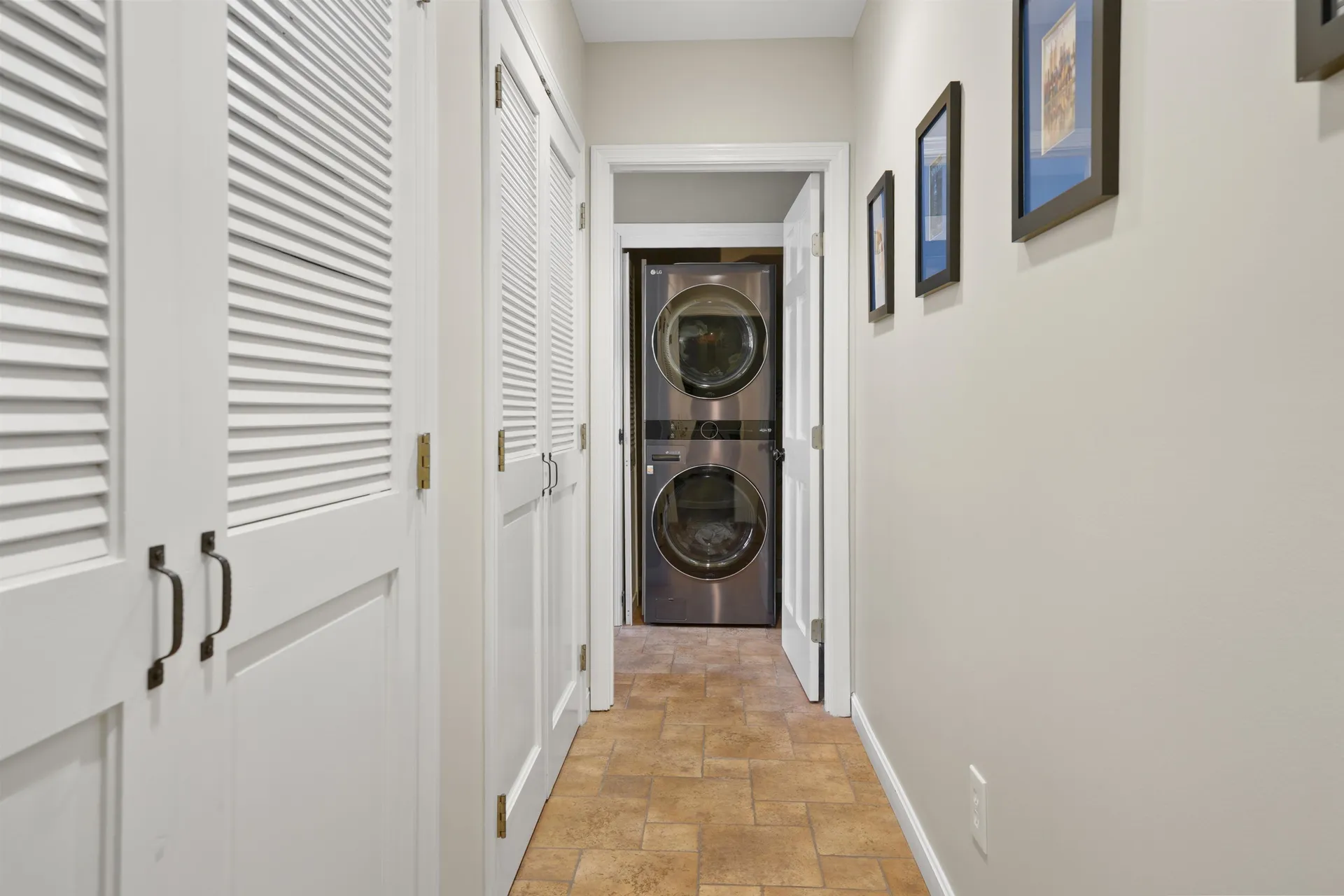 10 Barrington Drive Bedford NH 03110