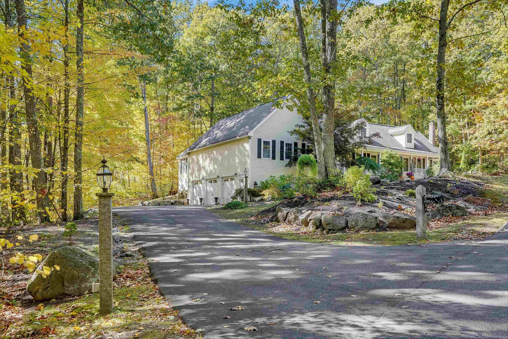 10 Barrington Drive Bedford NH 03110