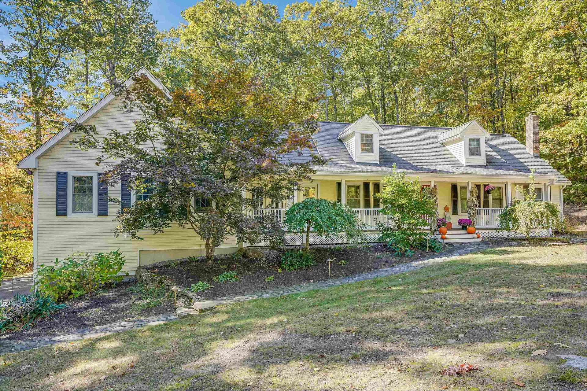 10 Barrington Drive Bedford NH 03110