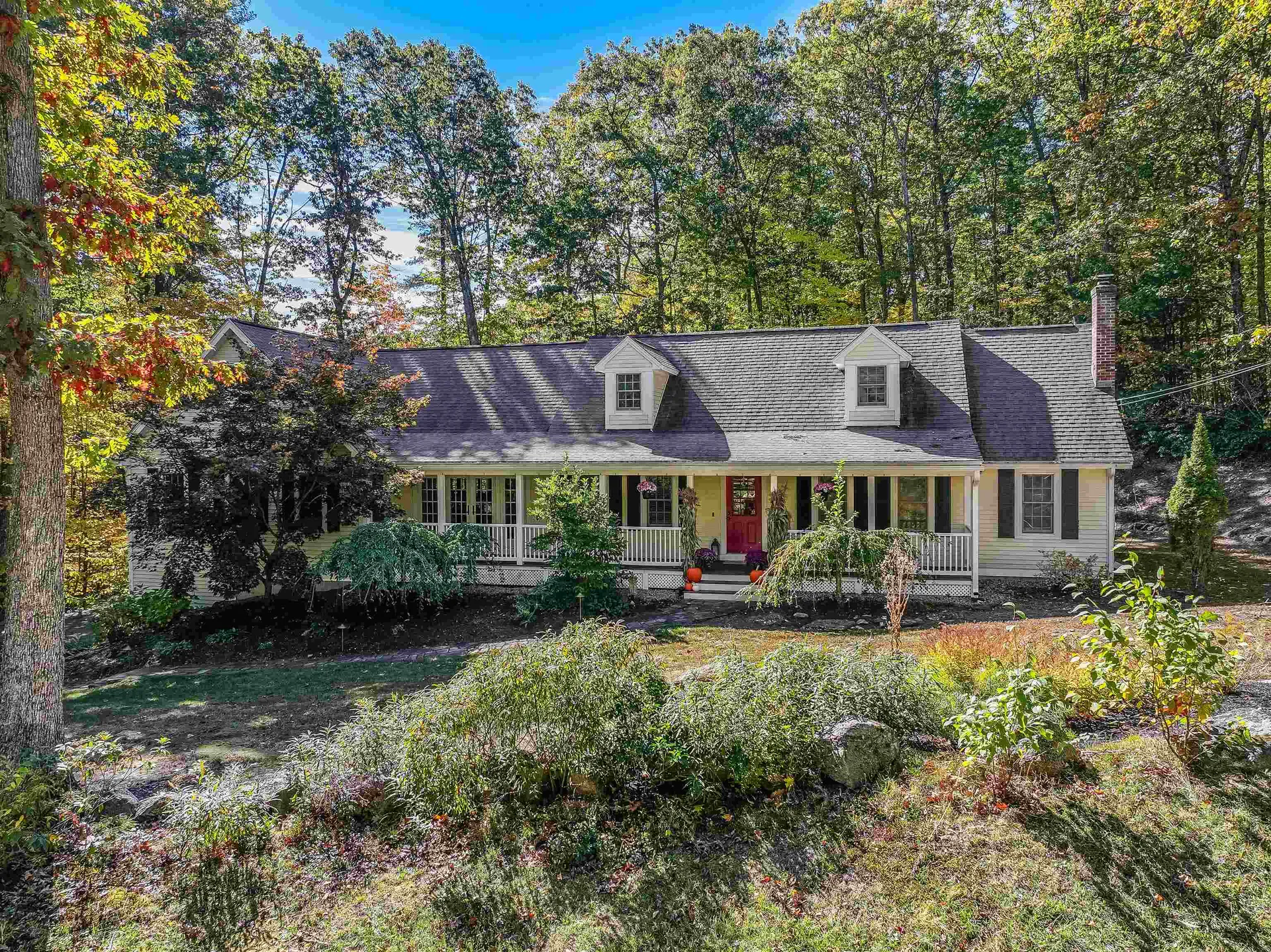 10 Barrington Drive Bedford NH 03110