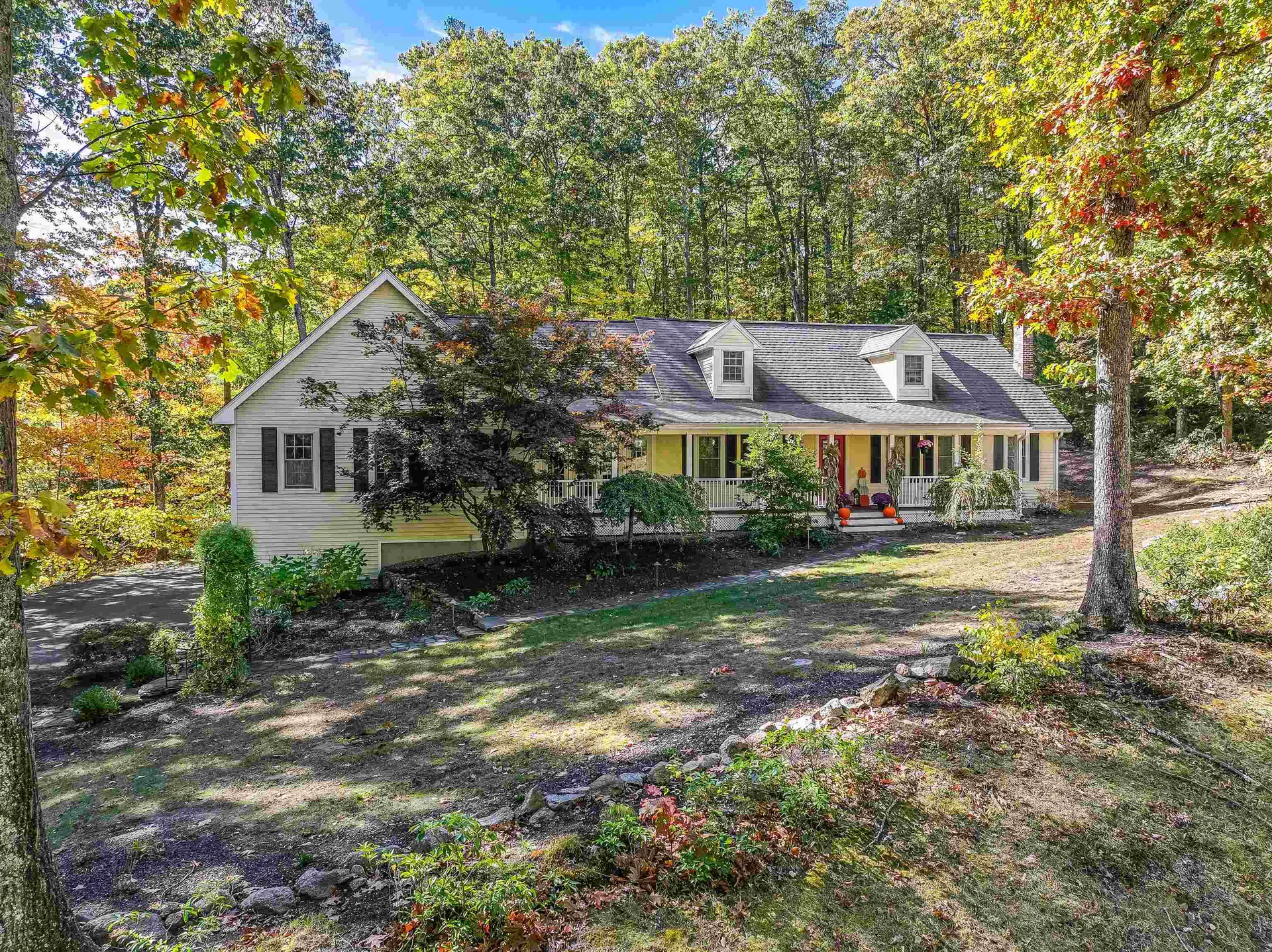 10 Barrington Drive Bedford NH 03110