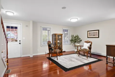 10 Barrington Drive Bedford NH 03110