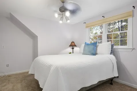 10 Barrington Drive Bedford NH 03110