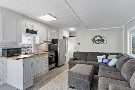 194 Buckley Road Weare NH 03281