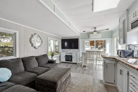 194 Buckley Road Weare NH 03281