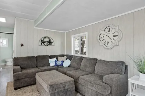 194 Buckley Road Weare NH 03281