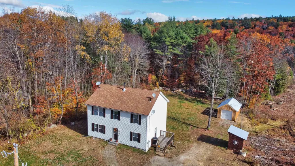 131 Flaghole Road Andover NH 03216