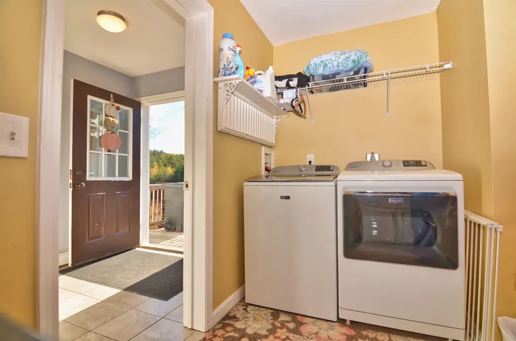 131 Flaghole Road Andover NH 03216