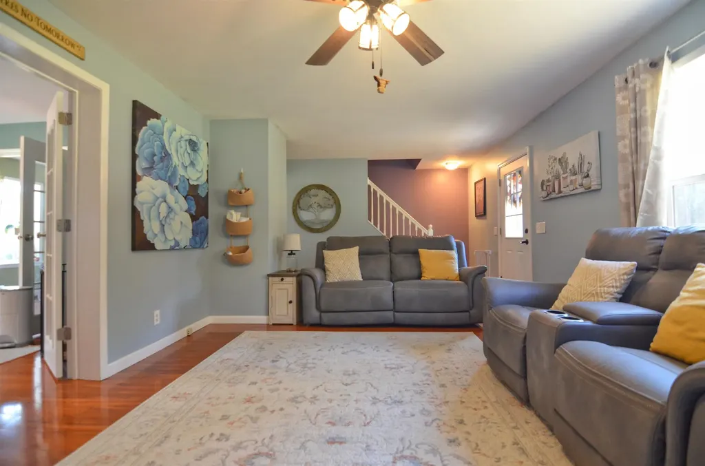 131 Flaghole Road Andover NH 03216