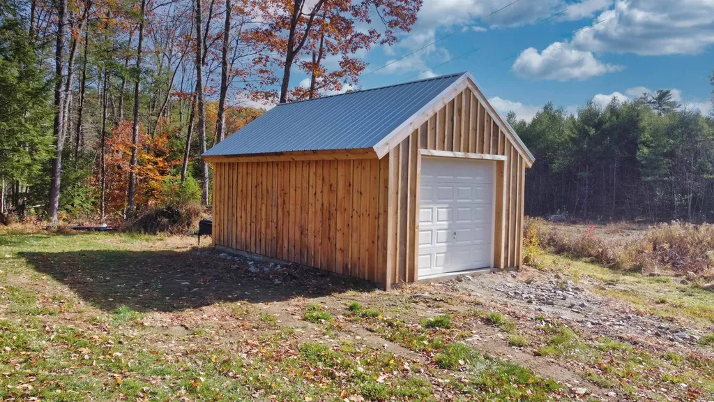 131 Flaghole Road Andover NH 03216