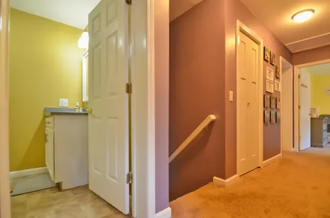 131 Flaghole Road Andover NH 03216