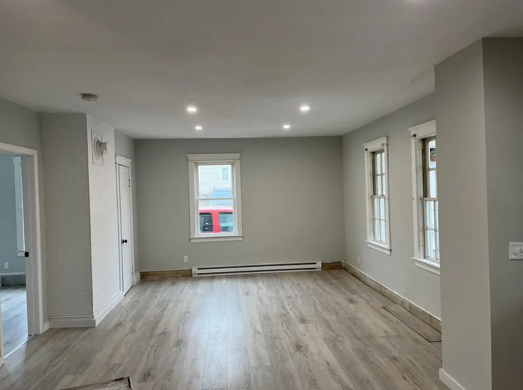 56 Franklin Street Somersworth NH 03878