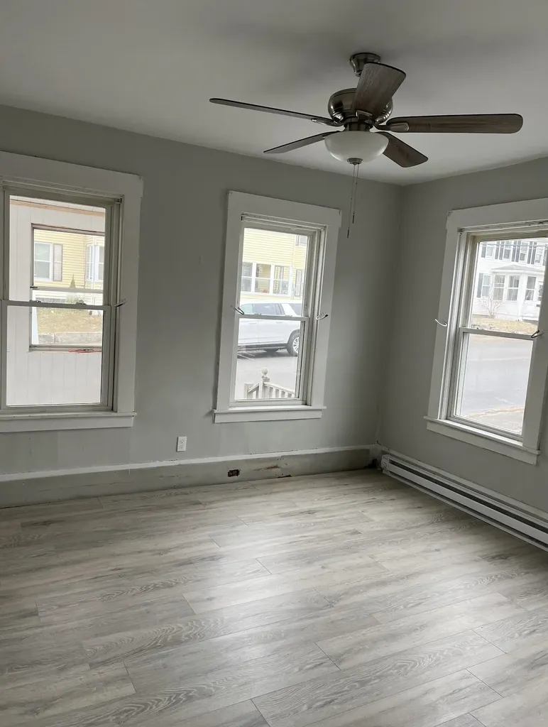 56 Franklin Street Somersworth NH 03878