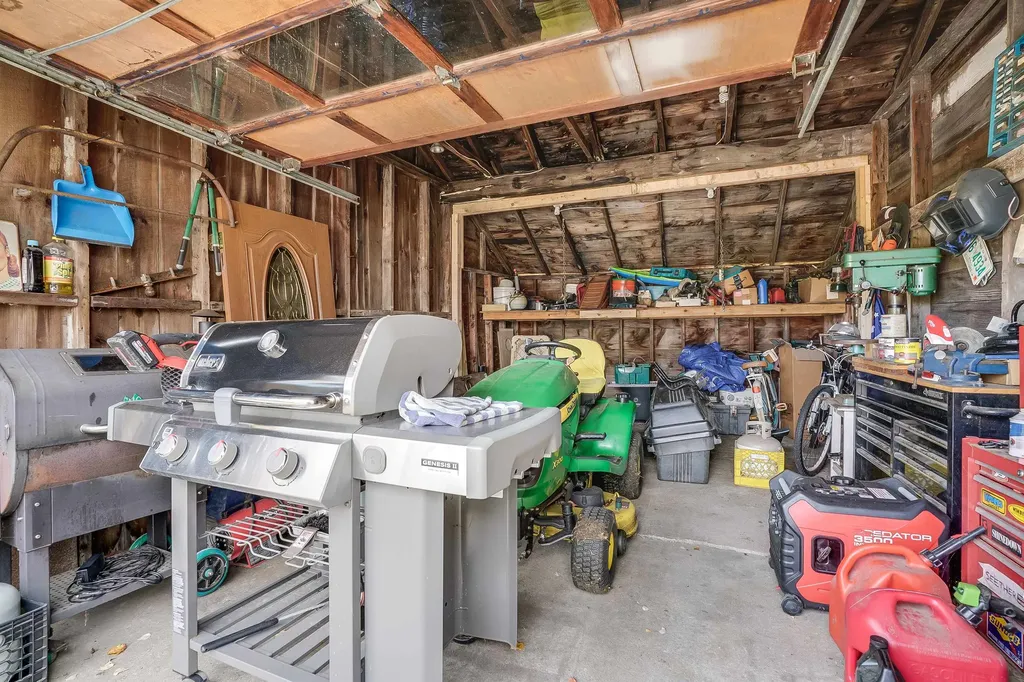 44 Osgood Road Milford NH 03055